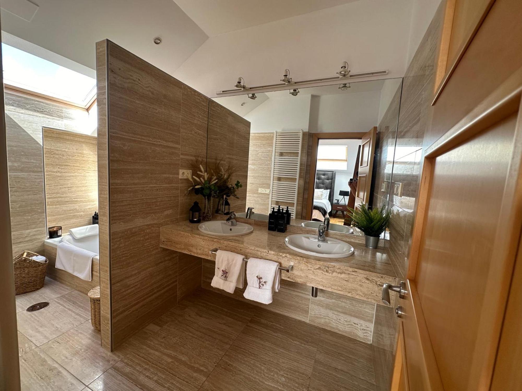 Bustos Home Apartamento ヒホン エクステリア 写真